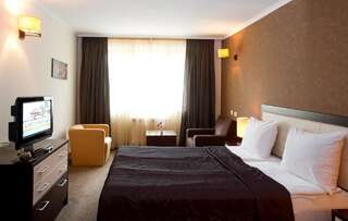 Отель Saint Ivan Rilski Hotel & Apartments Банско Двухместный номер с 1 кроватью или 2 отдельными кроватями-4