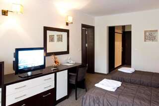 Отель Saint Ivan Rilski Hotel & Apartments Банско Двухместный номер с 1 кроватью или 2 отдельными кроватями-6